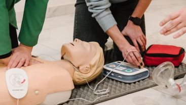 CPR, AED, BLS Course Barnsley